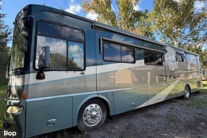 2005 Meridian 39K