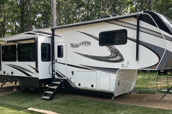 2022 Solitude 3740 BH