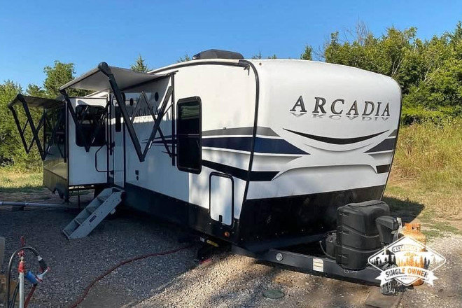 2022 Arcadia 377 RL