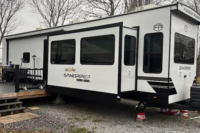 2025 Sandpiper Destination 388JW