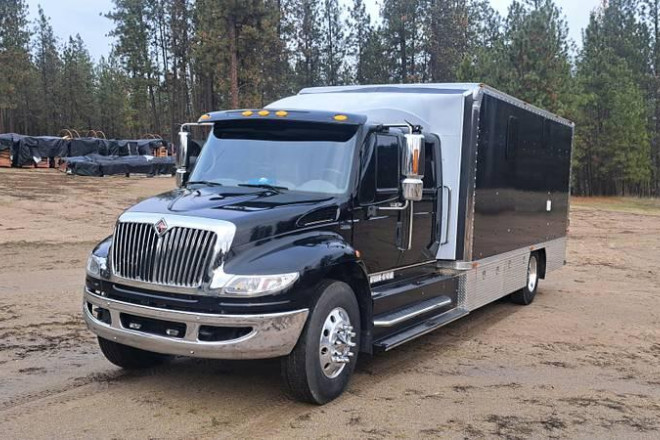 2009 Other Custom 32 FOOT CLASS " C " COMMERCIAL CUSTOM