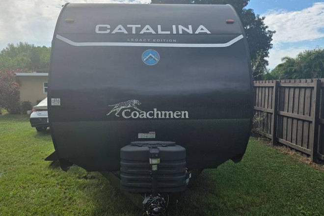 2024 Catalina 293QBCK