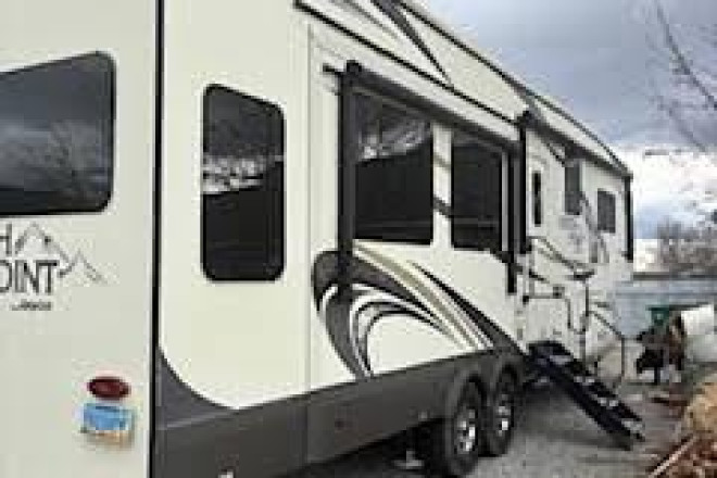 2020 North Point 315RLTS