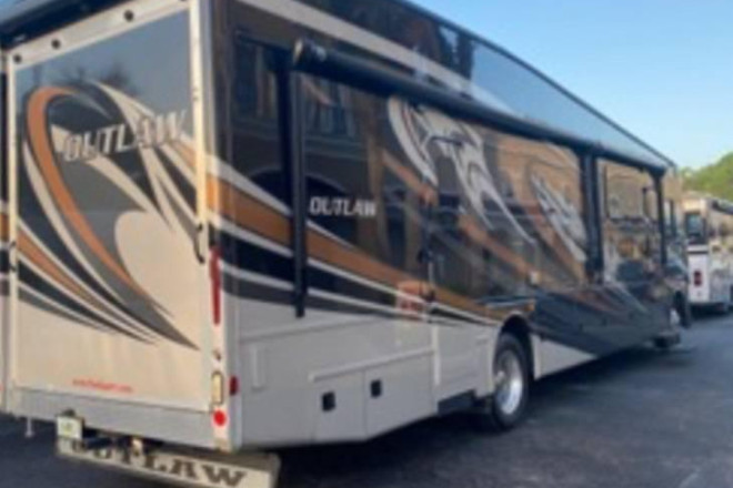 2017 Outlaw 37BG