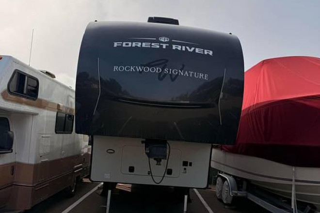 2025 Signature R281RK