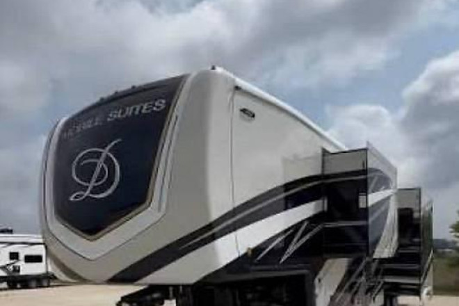 2023 Mobile Suites 41RKDB