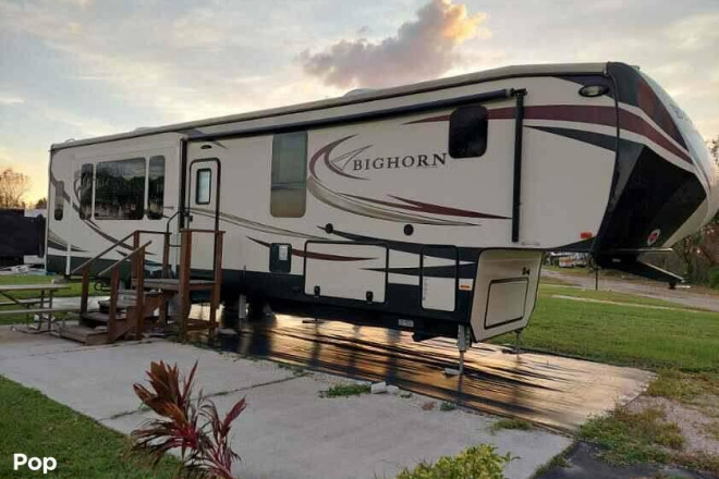 2018 Bighorn 3870 FB