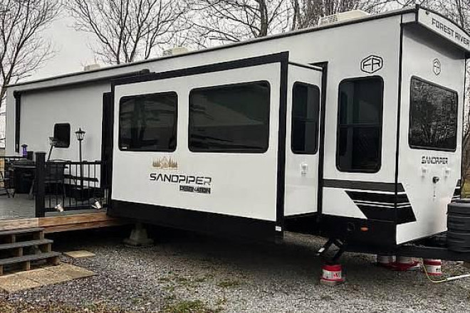 2025 Sandpiper Destination 388JW