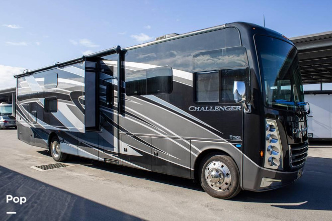 2022 Challenger 37DS