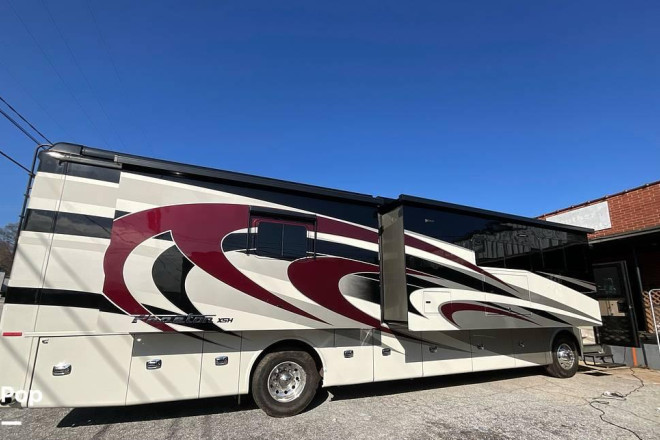 2021 Phaeton 40IH Powerglide 450