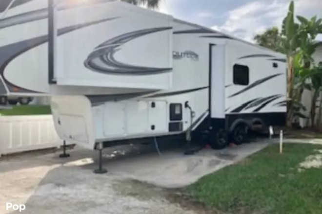 2022 Solitude 280RK-R