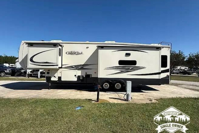2020 Cedar Creek Hathaway 34IK