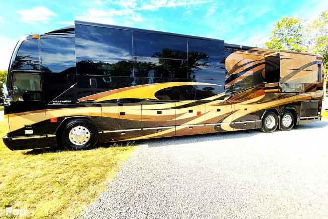 2010 Other Millennium H3-45 Coach #798