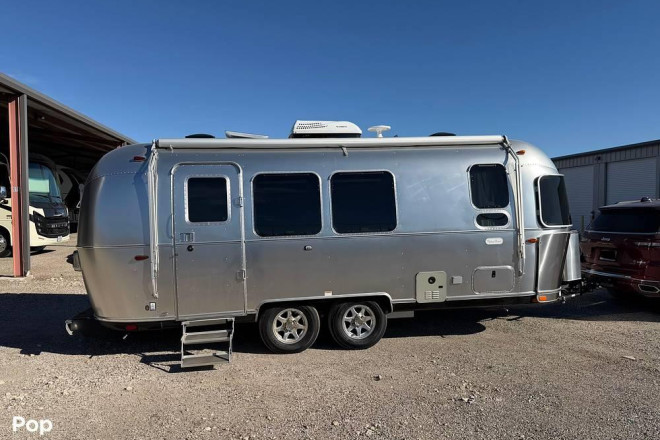 2023 Flying Cloud 23FBT