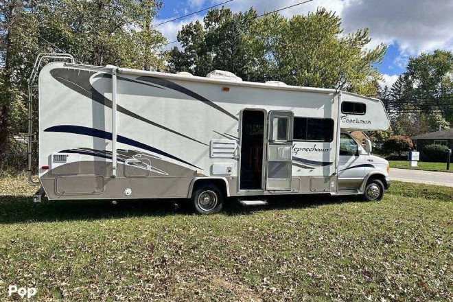 2005 Leprechaun 292DS