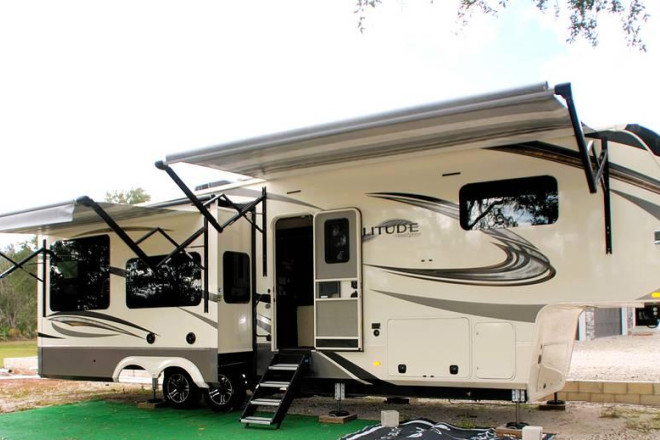 2021 Solitude 345GKR