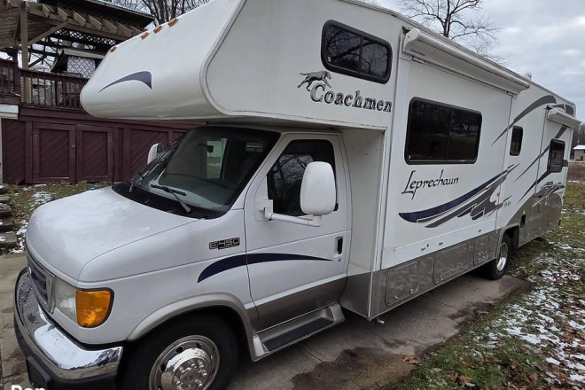 2005 Leprechaun 292DS