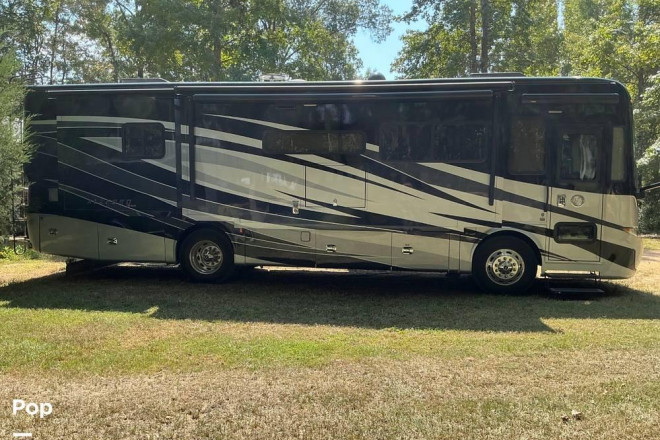 2019 Allegro 33AA