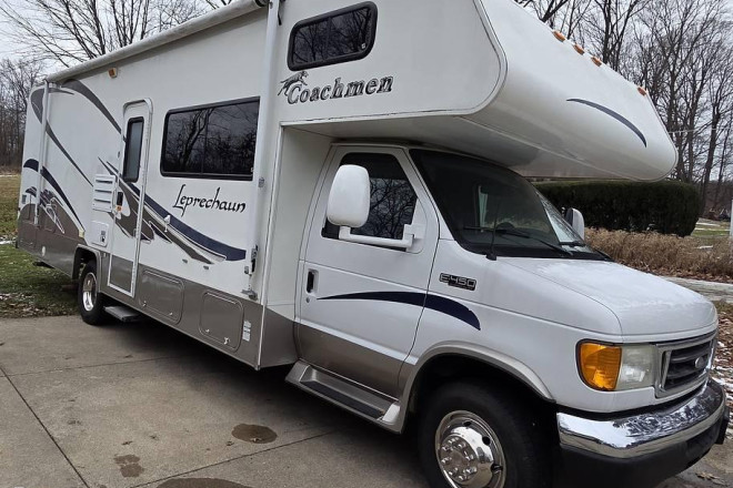 2005 Leprechaun 292DS