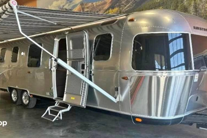 2018 Classic Series 33fbq