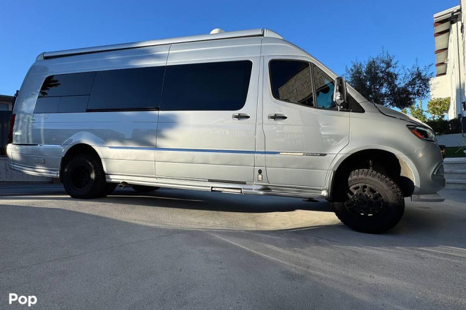 2021 Interstate 24GL 4 Wheel Drive