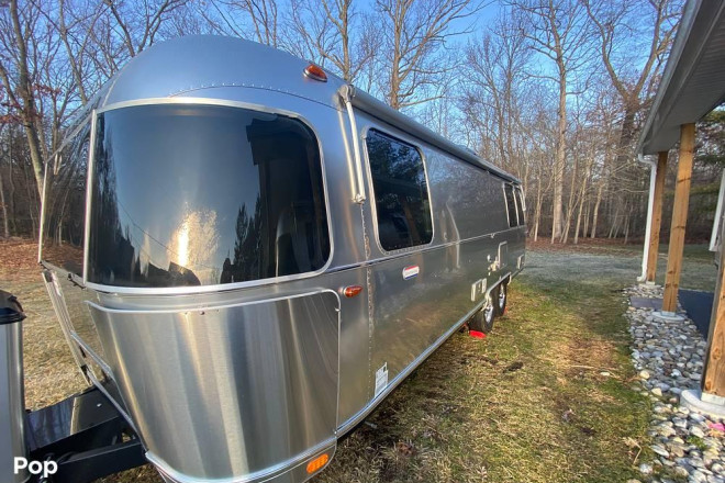 2021 International 27FBQ