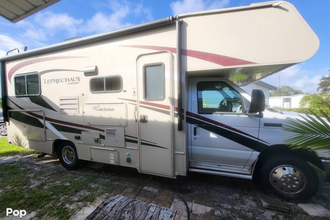 2020 Leprechaun 220QB