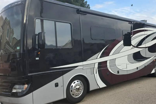 2018 Pace Arrow LXE 38F