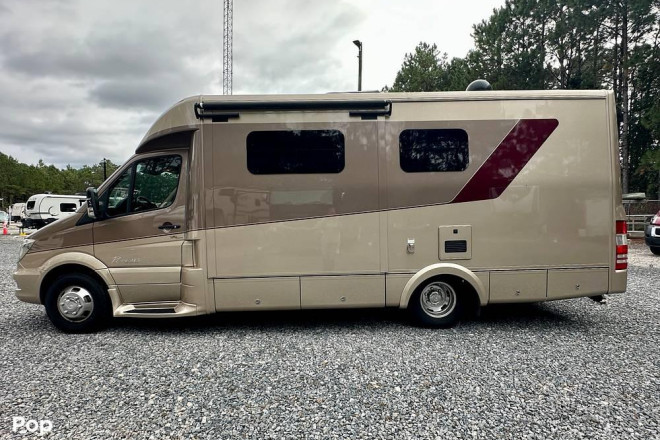 2020 Ultra Brougham 25MB