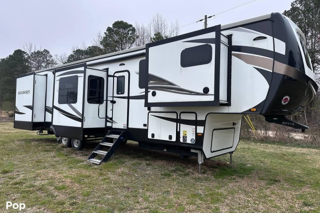 2021 Bighorn 3995FK