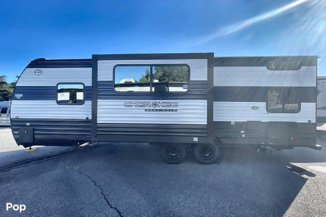 2021 Grey Wolf 23DBH