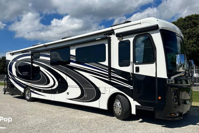 2017 Endeavor XE 39G