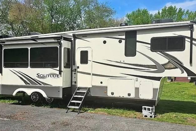 2021 Solitude 3550 BH