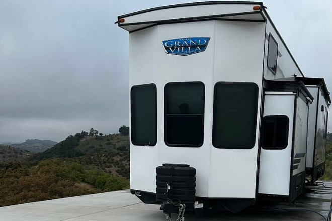 2024 Salem Grand Villa 44VIEW