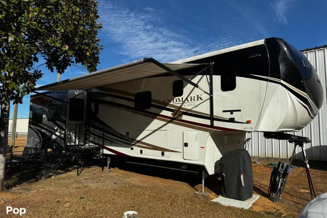 2015 Landmark 365 Newport