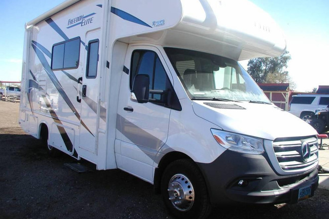 2024 Freedom Elite 24FL