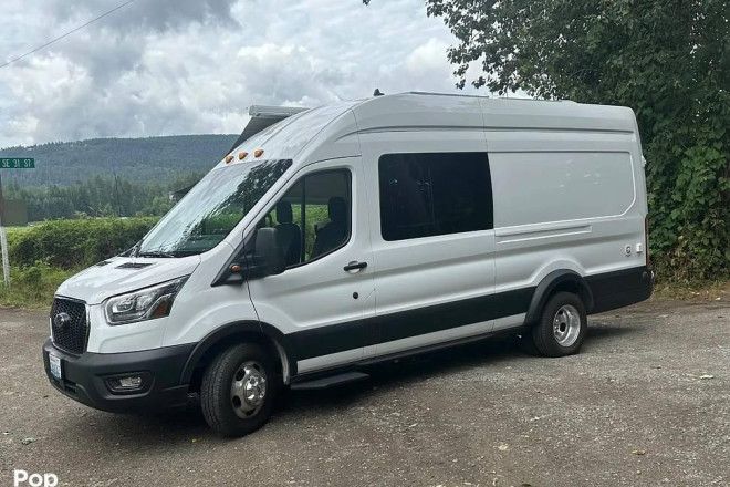 2022 Transit XLT 350