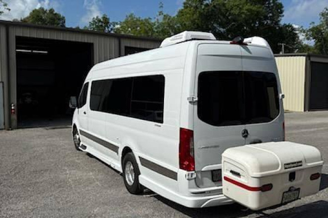 2021 Other 170 EXT Lounge