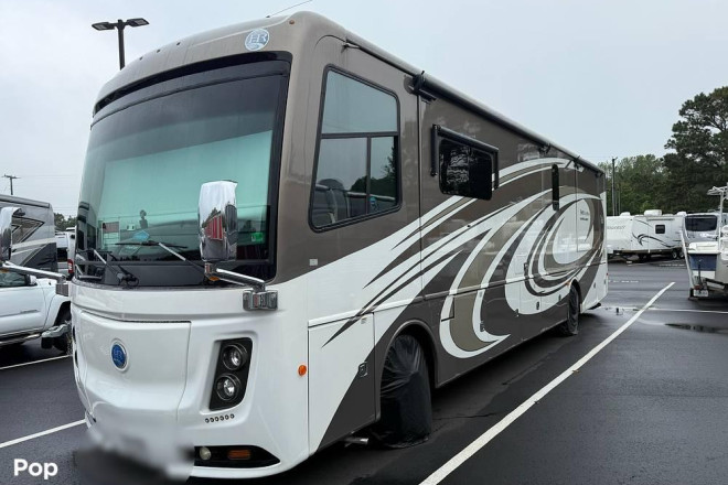 2017 Endeavor XE 37PE