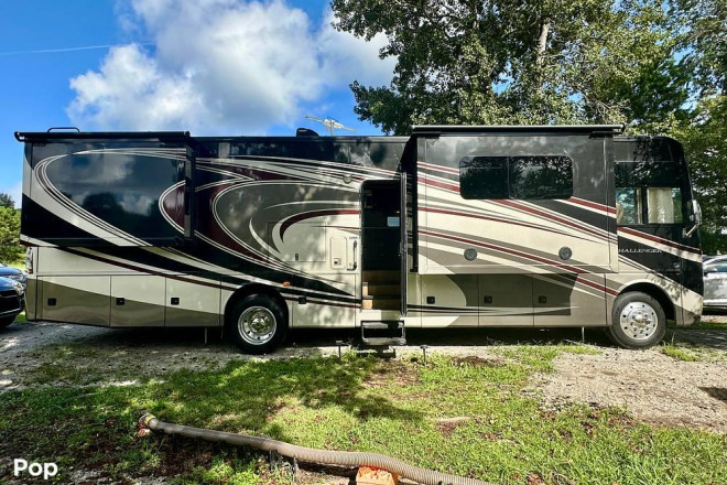 2015 Challenger 35HT