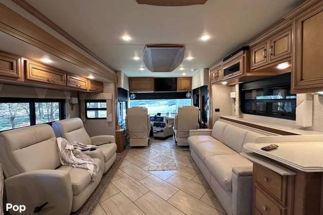 2018 Ventana LE 4037