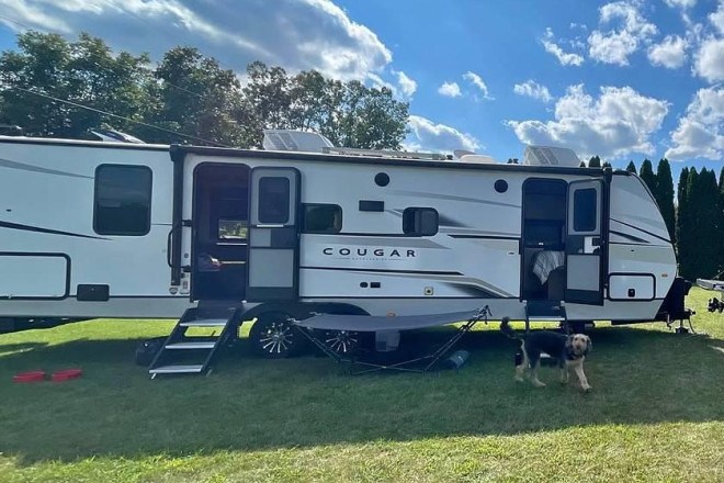 2023 Cougar Half-Ton 30BHS