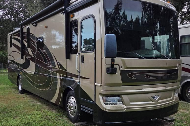 2018 Pace Arrow LXE 38N