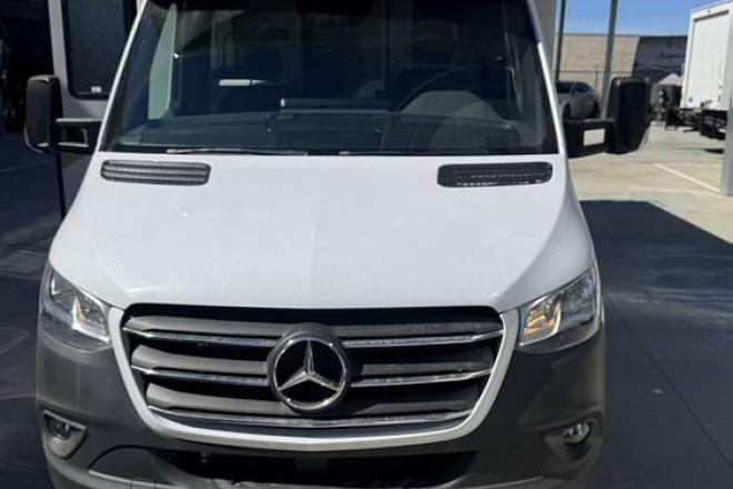 2025 Prism Select 24FS