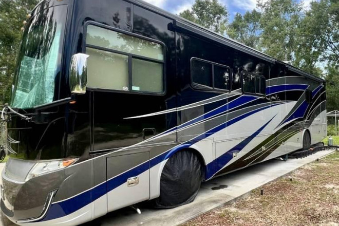 2021 Allegro Red 37 PA