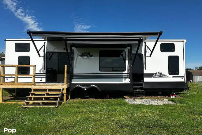 2025 Cedar Creek COTTAGE 40CBK