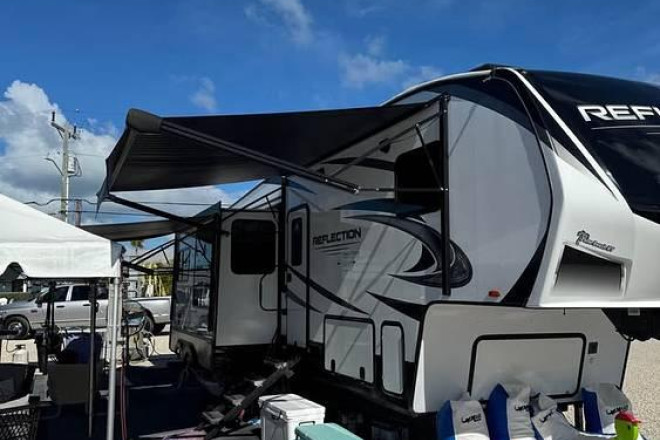 2022 Reflection 311BHS