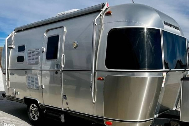 2016 Flying Cloud 20FB