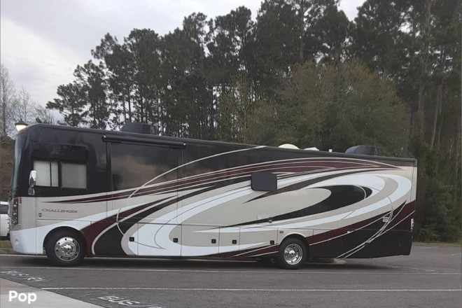 2016 Challenger 37KT