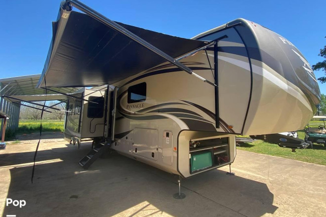 2020 Pinnacle 36FBTS